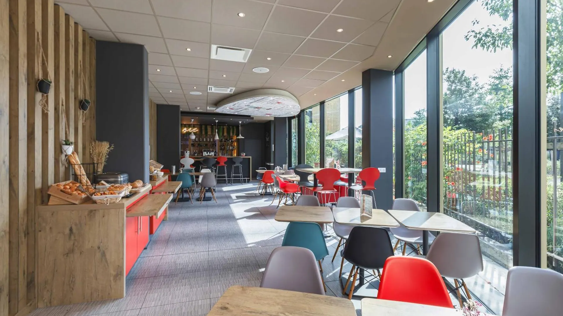 Hotel ibis Lyon Carre De Soie à Vaulx-en-Velin 3*,  France