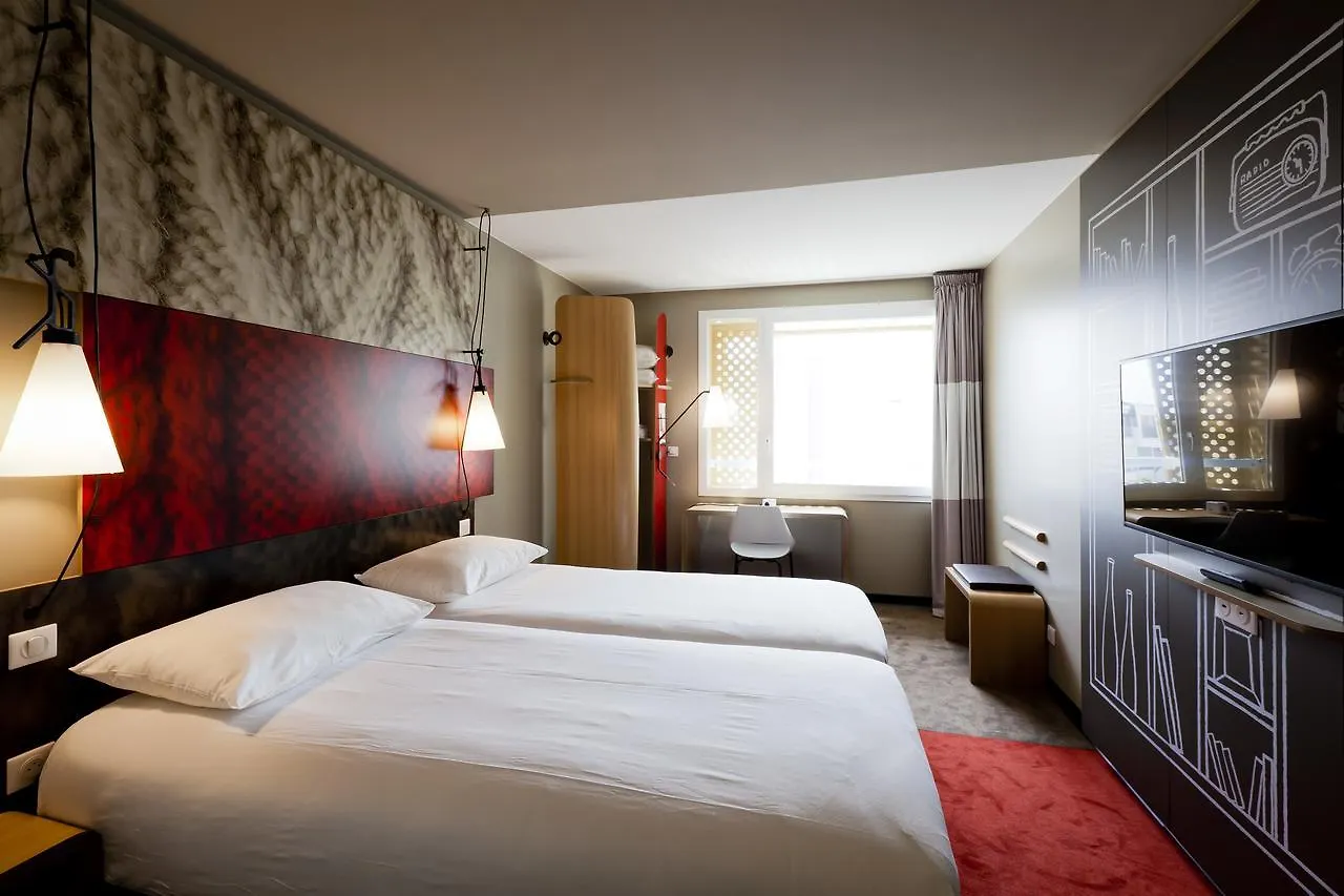 Hotel ibis Lyon Carre De Soie à Vaulx-en-Velin